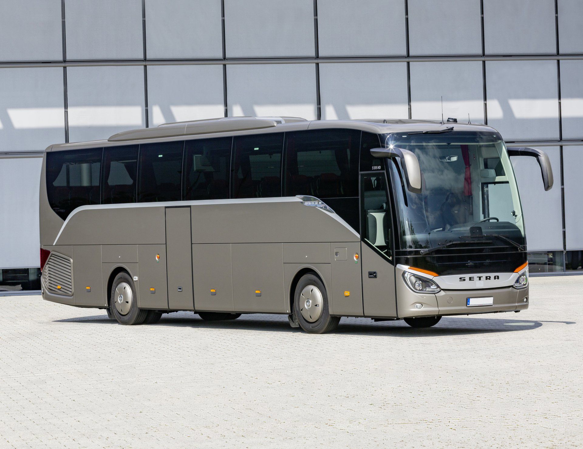 Noleggio Minibus 15 Posti Senza Conducente Prezzi