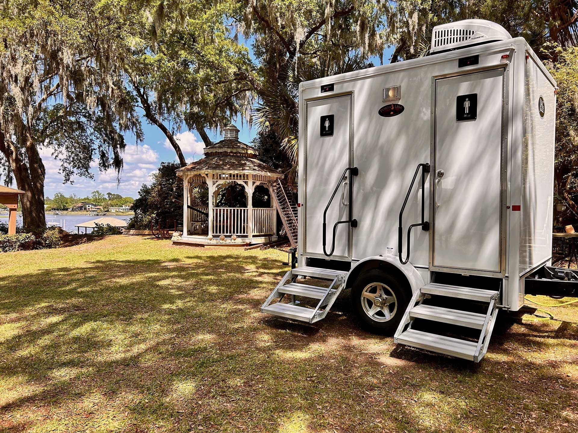 CRT 2 stall backyard