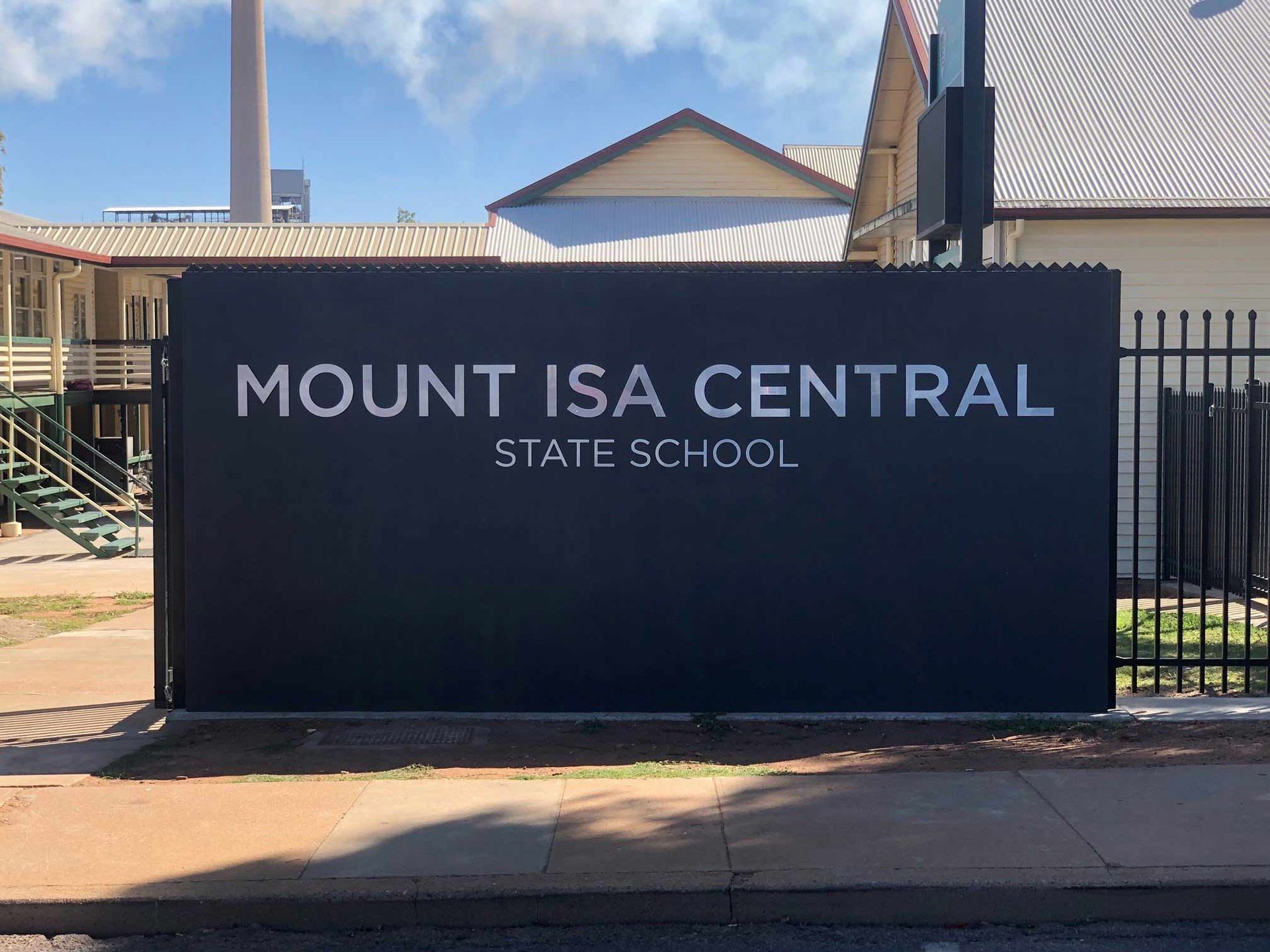 Mount Isa Central State School Sign — Digital Printing in Mount Isa, QLD