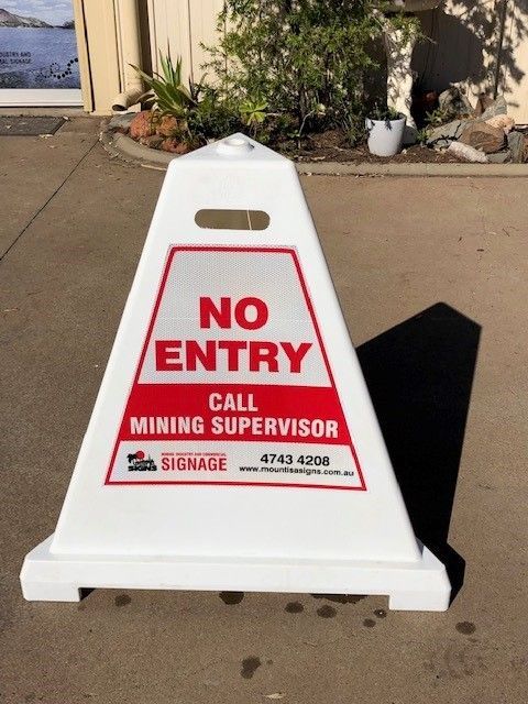 No Entry Sign — Digital Printing in Mount Isa, QLD