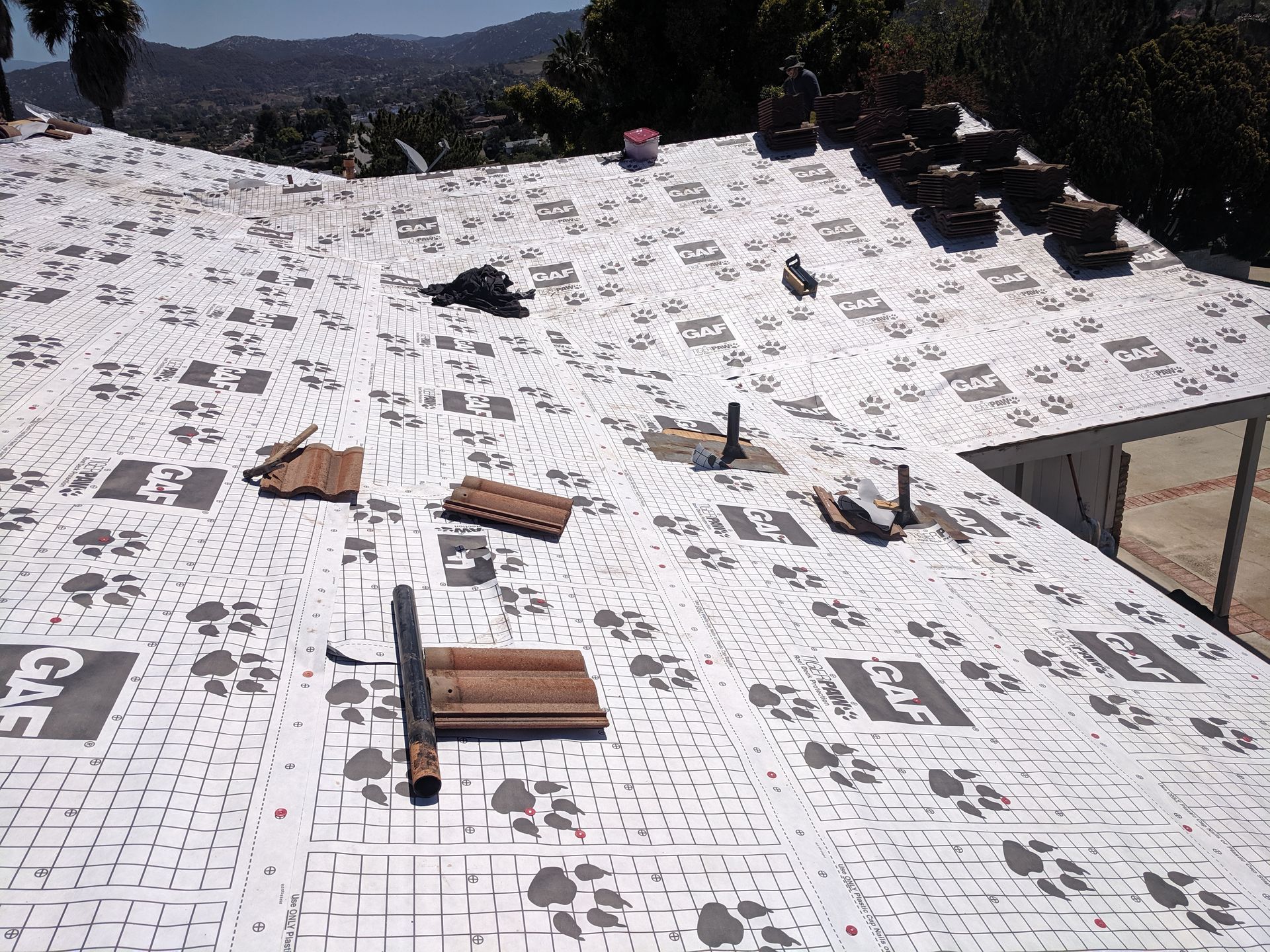 A roof with a lot of shingles on it