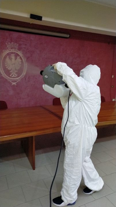 sanificazione con nebulizzatore