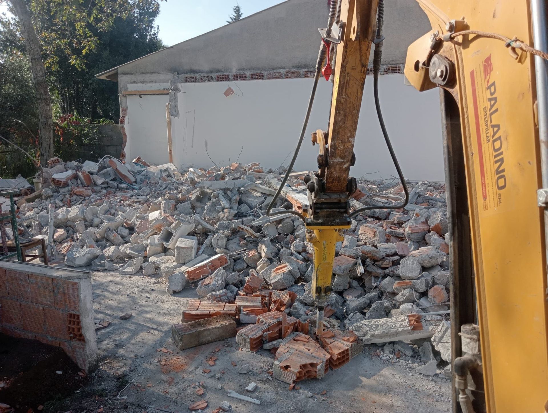 demolizione martello pneumatico