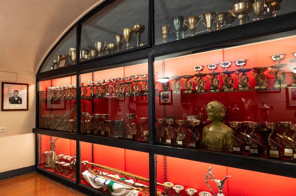 showcase with trophies of the Rowing Club Florence