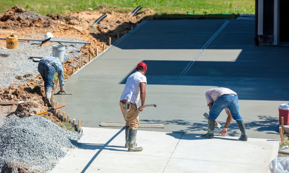 4 Signs It’s Time Your Driveway Needs Repair