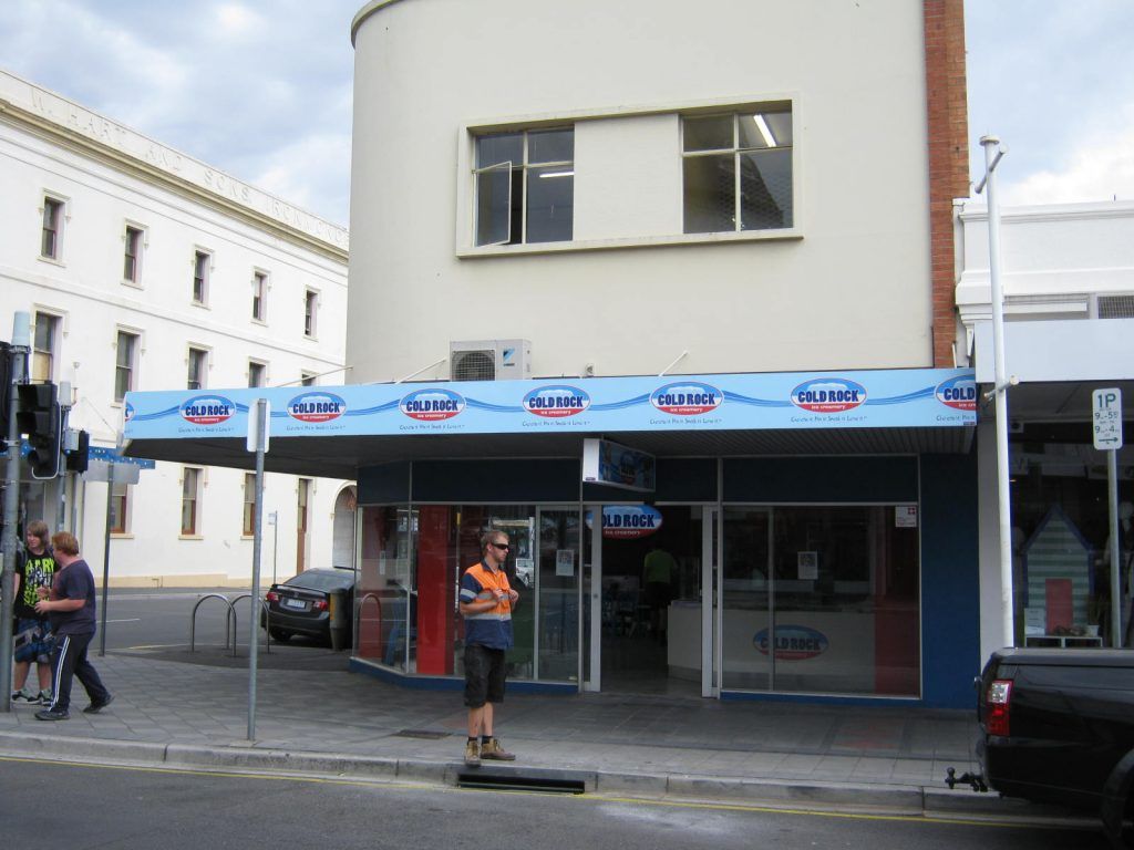 Cold Rock Shop Fronts
