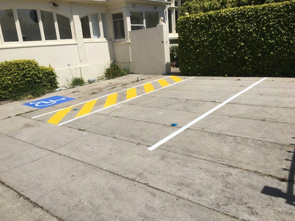 Street-Yellow-Marking
