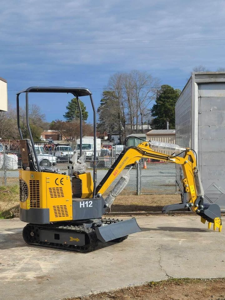 AGT H12 Mini Excavator #9922