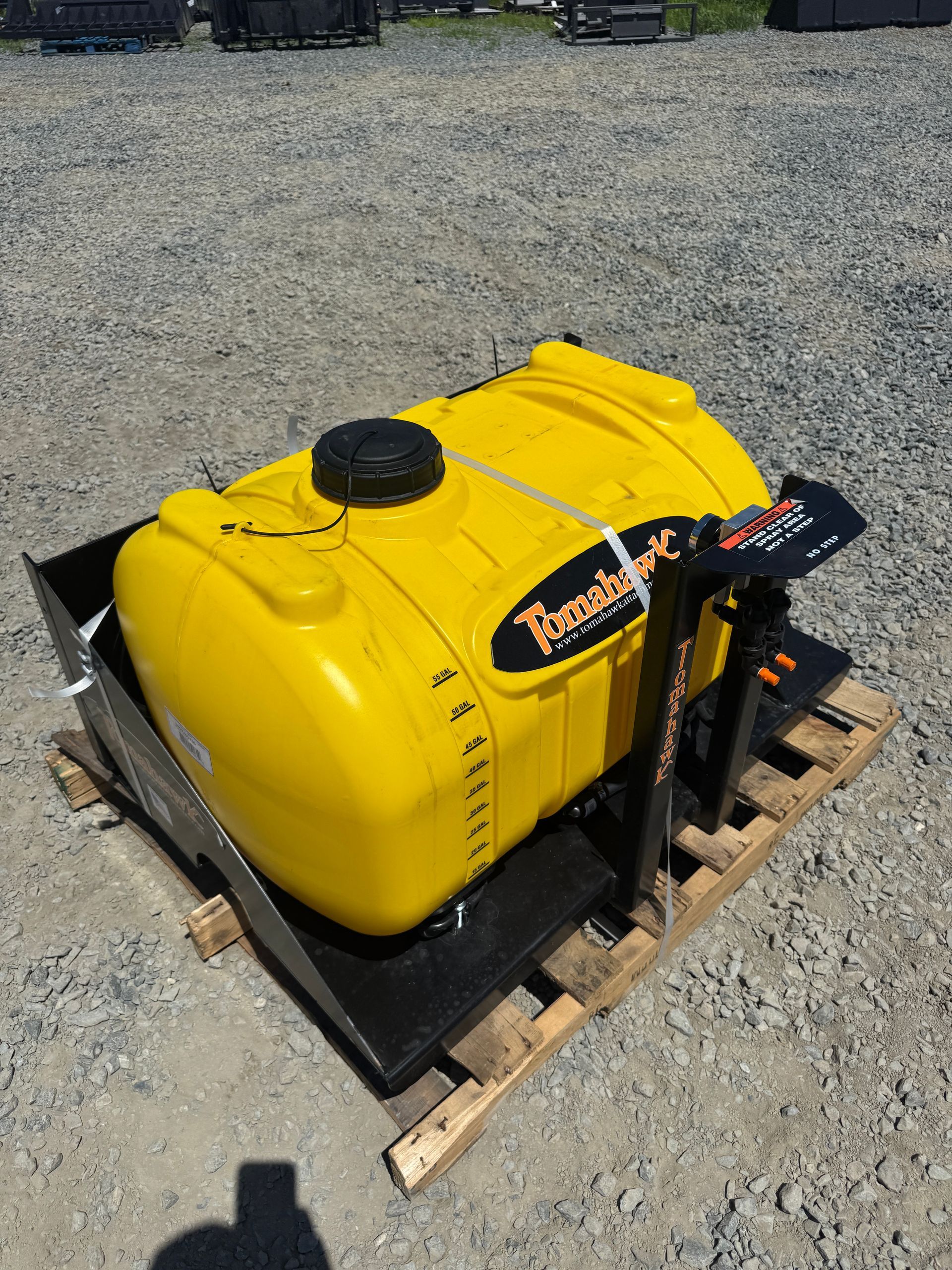 Tomahawk 60 Gal Sprayer Attachment