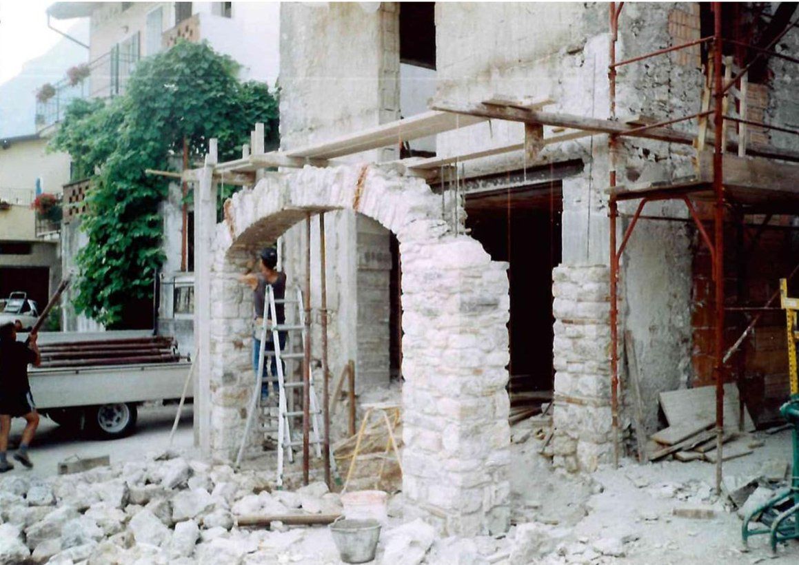 LAVORAZIONI IN SASSO O IN PIETRA 4