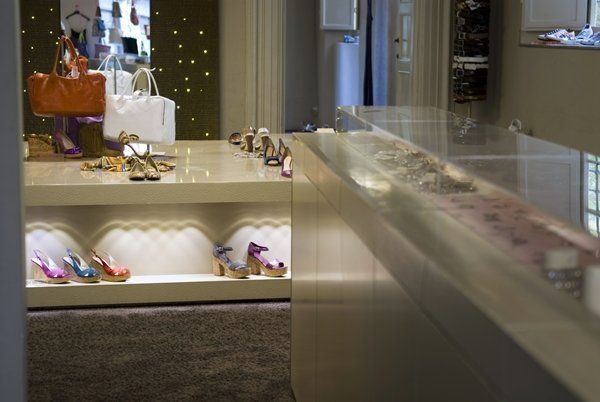 negozio di scarpe di tendenza