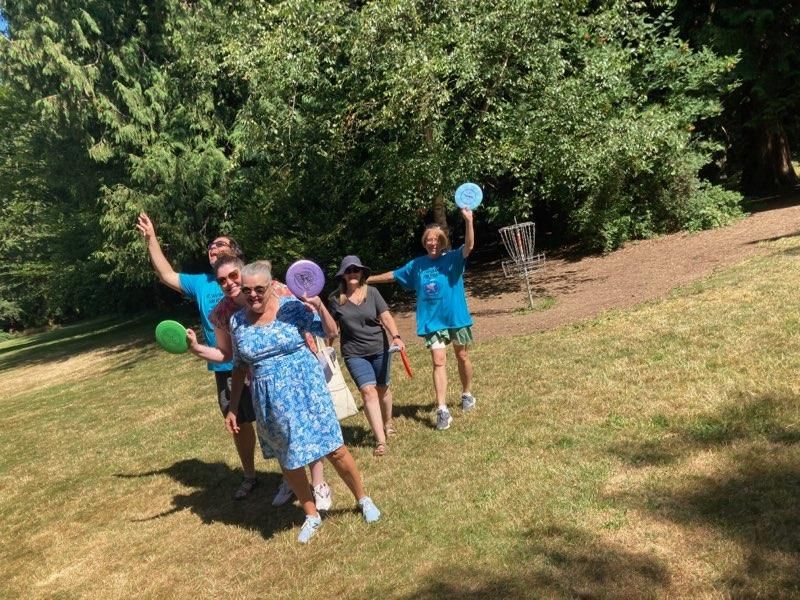 frisbee golf at Cornwall Park