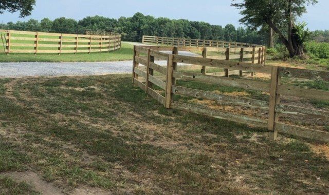 Wood Fences | Stantonsburg, NC | Moye Fence Company, Inc.