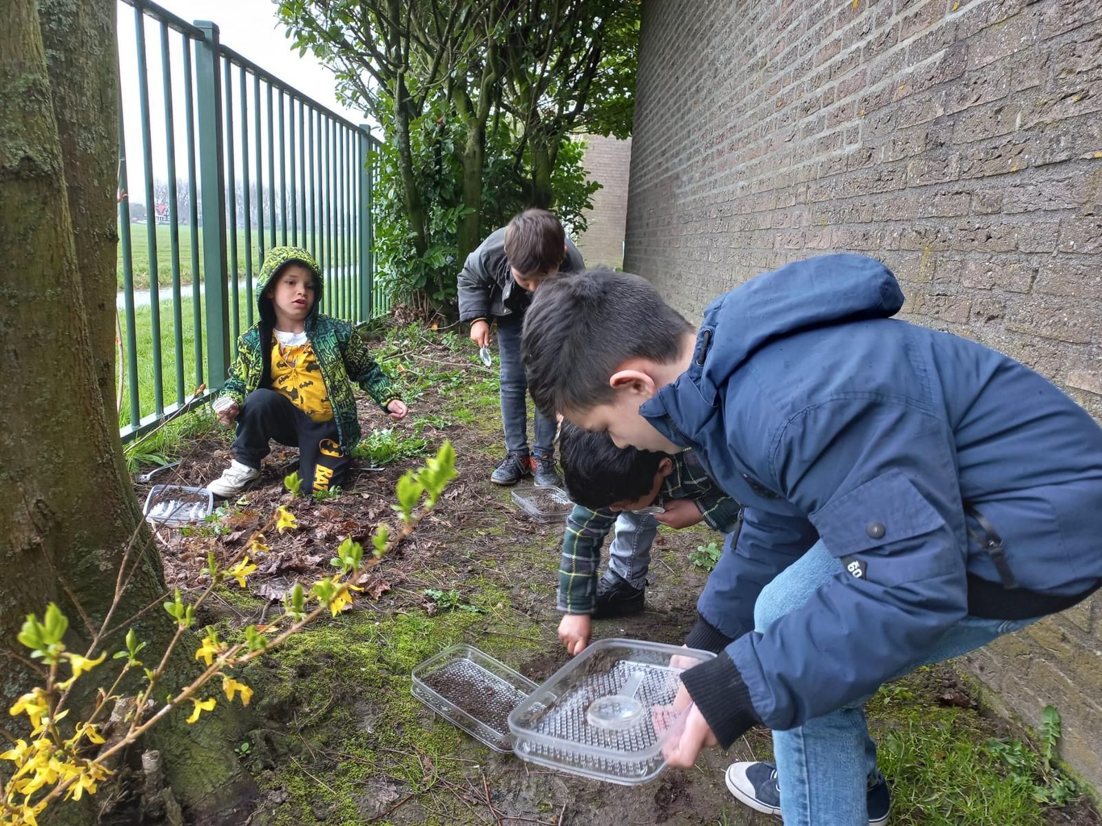 Pasen gevierd op AZC School Het Uitzicht Maasdam