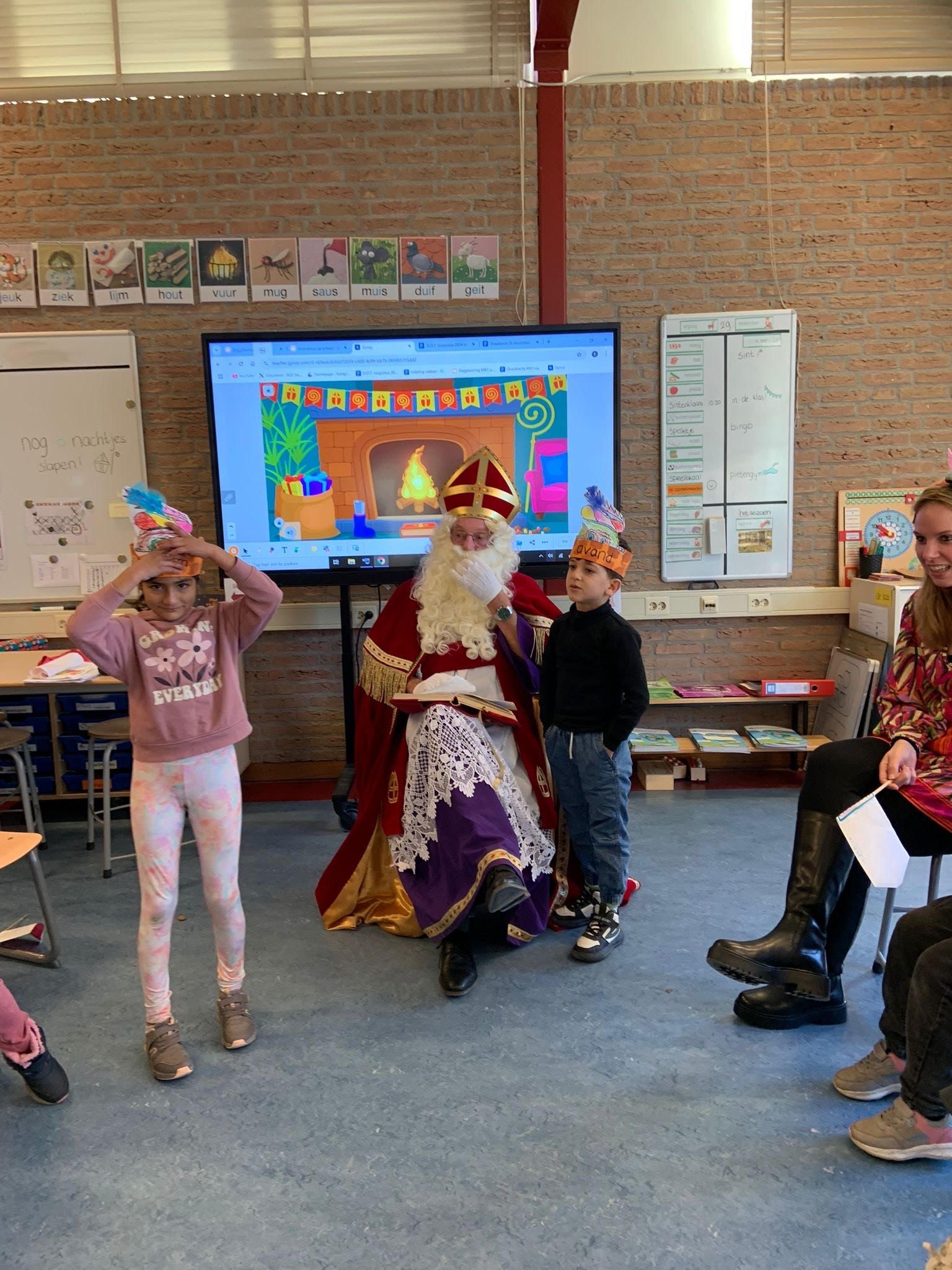 Op AZC School Het Uitzicht hebben we een gezellig Sinterklaasfeest gevierd