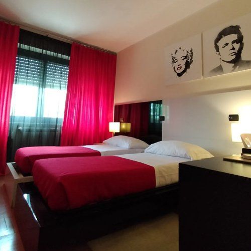 Camera doppia basic dell'albergo