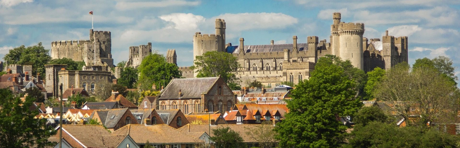 Arundel a quaint heritage and cultural town in Arun West Sussex full of antique shops, restaurants, tea shops and cafes