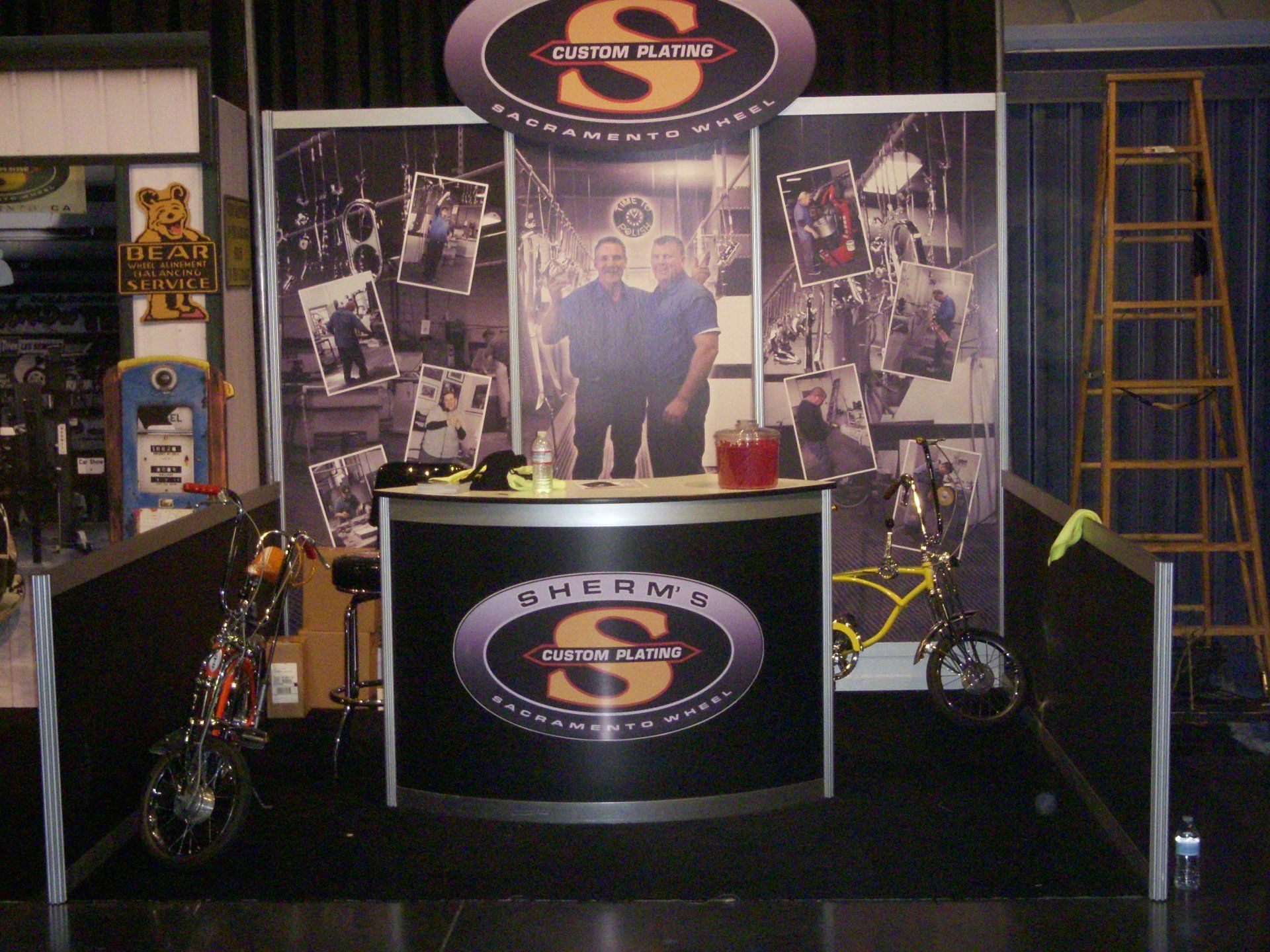 A counter with the letter s on it