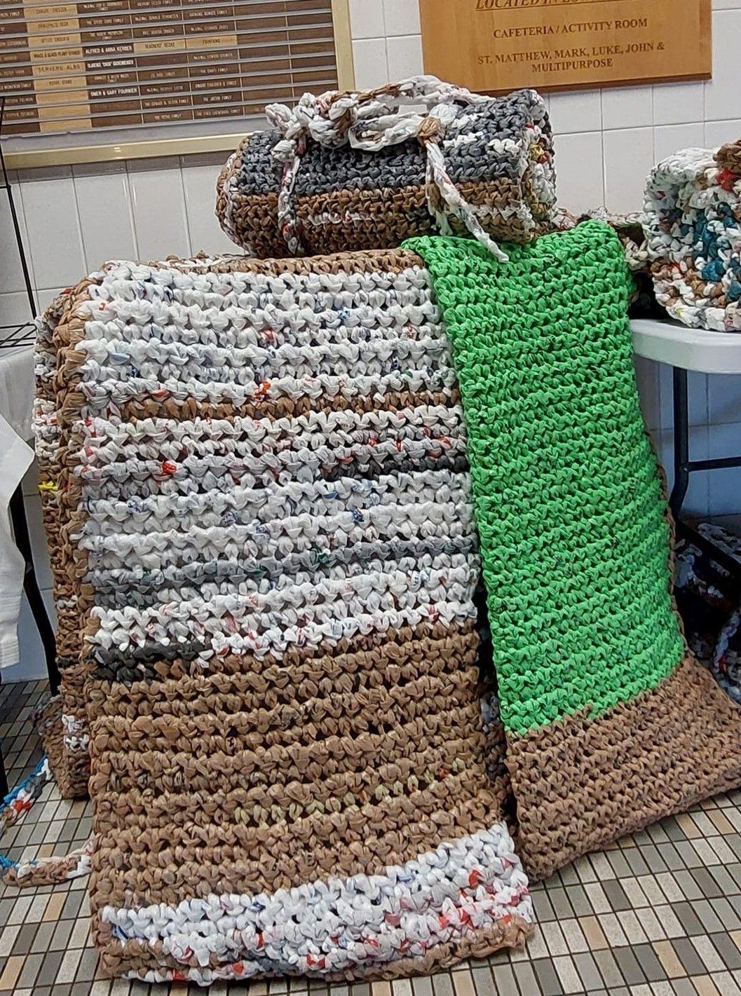 Finished plarn mat.