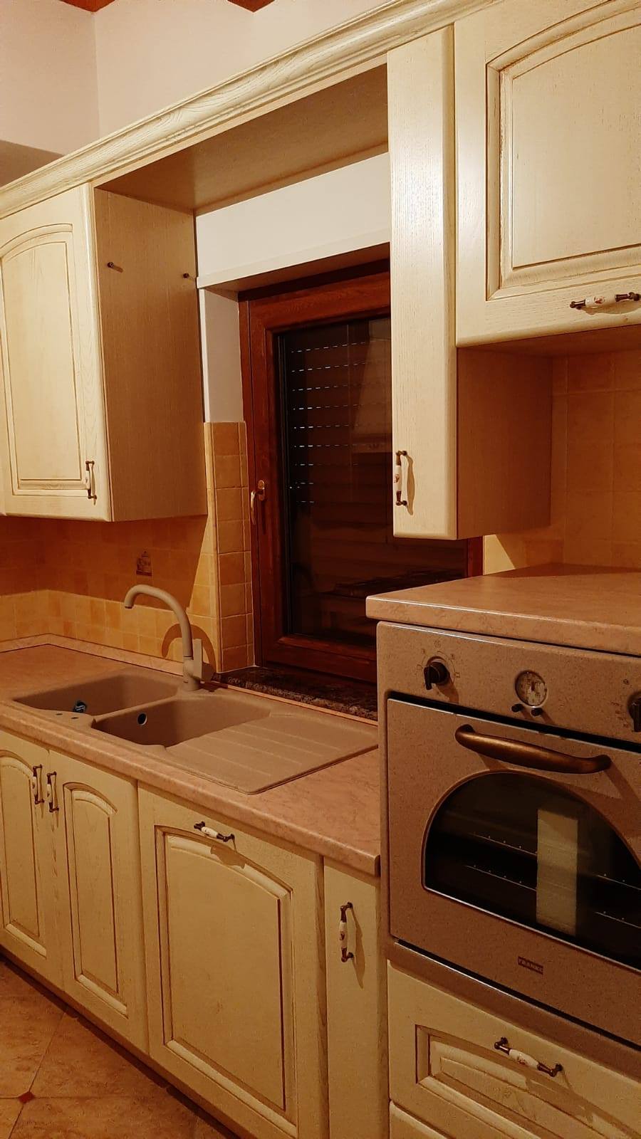 cucina componibile ad elle