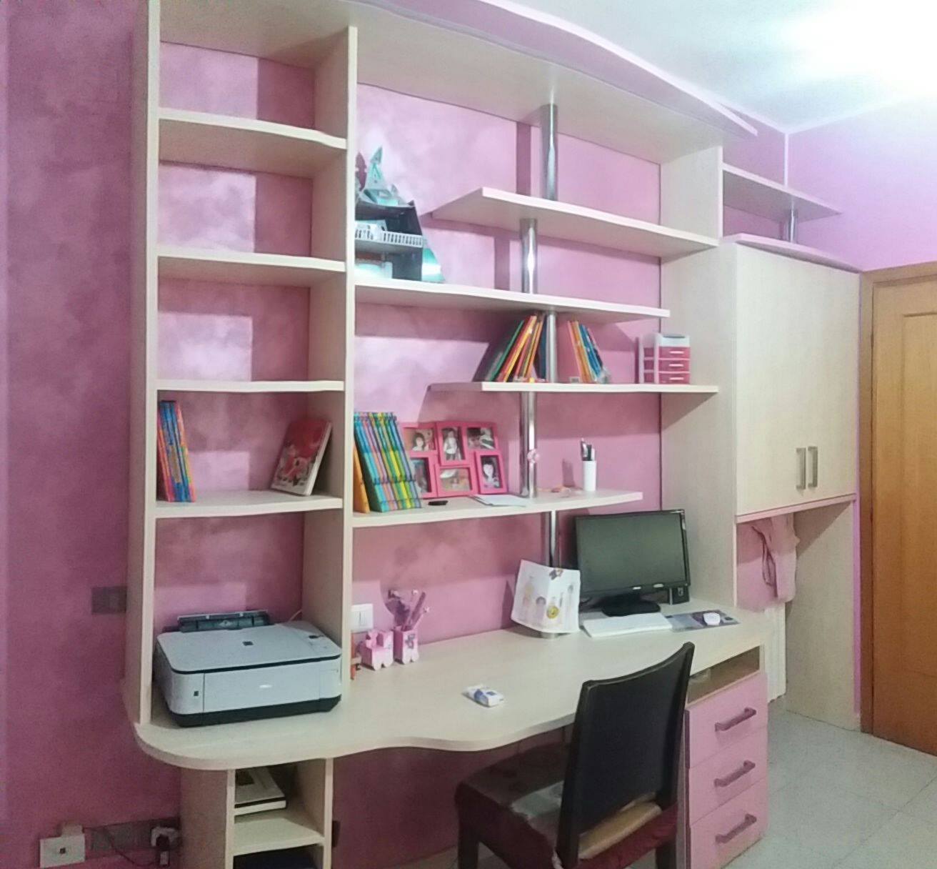 armadio colorato per stanza bambini