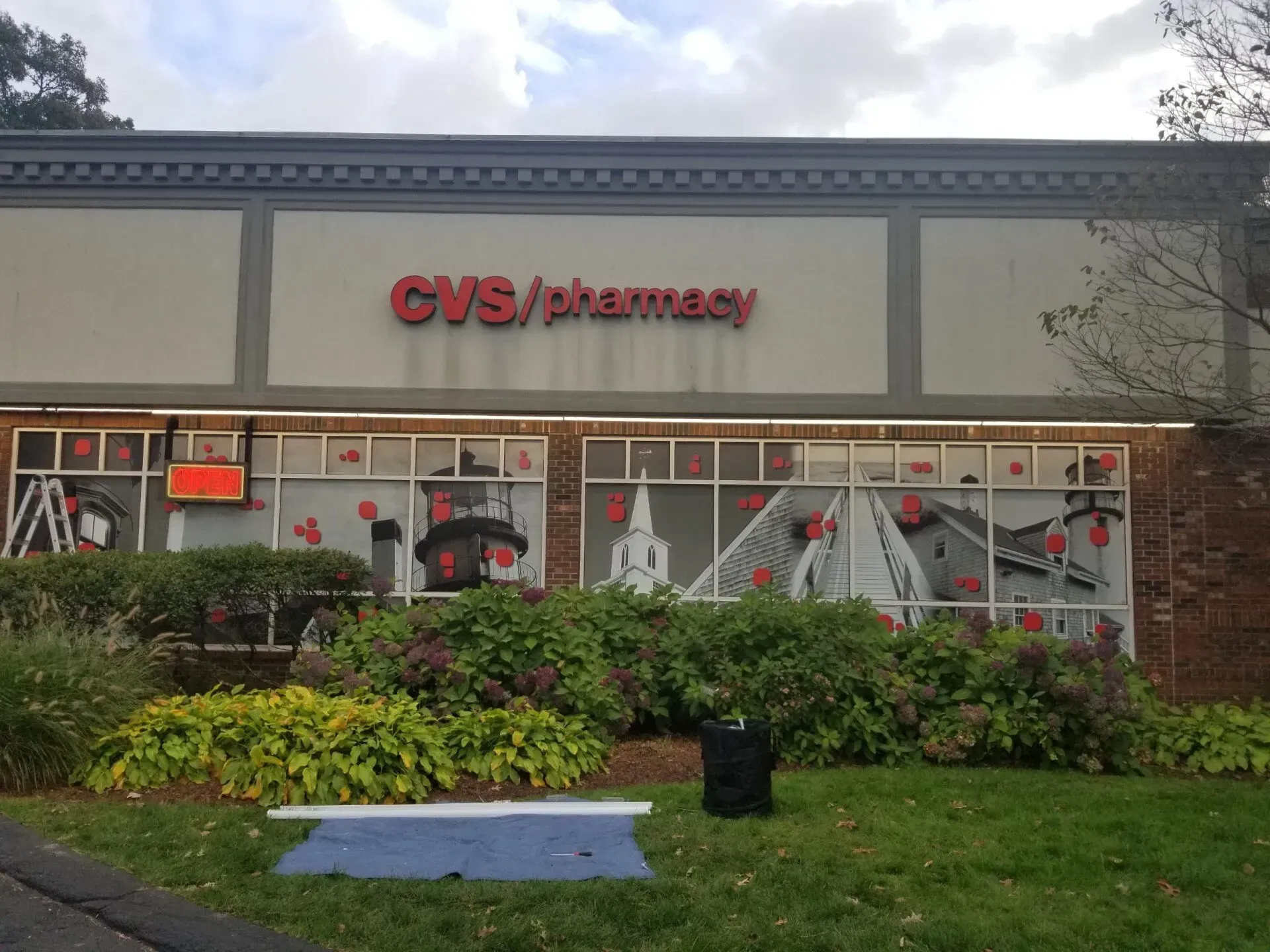 A cvs pharmacy is decorated for halloween