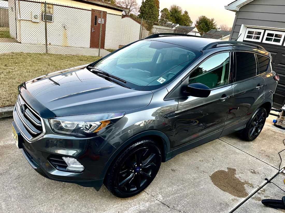After slider of a luxury SUV with ceramic coating and paint correction