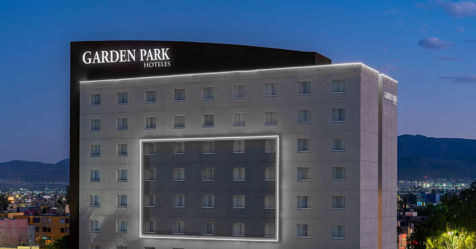 Un gran edificio con la palabra