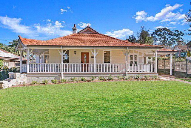 Home With Wrap Around Deck — Galleries in Dubbo, NSW