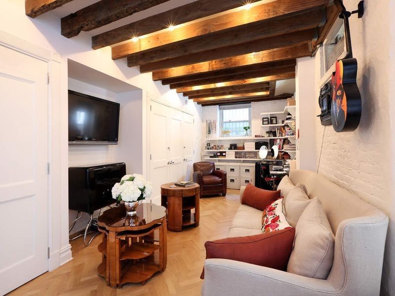 Living Room — Brooklyn, NY — Hub Home Improvements