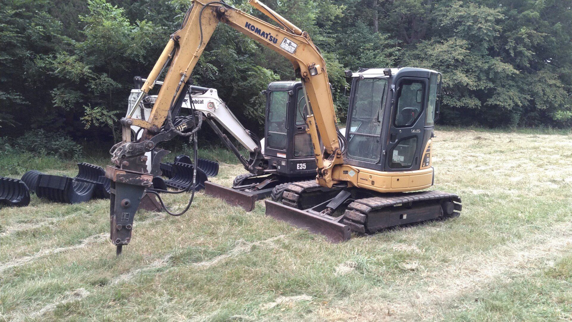 Yellow Excavator — Deerbourne, MO — Carl’s Septic Tank & Excavating