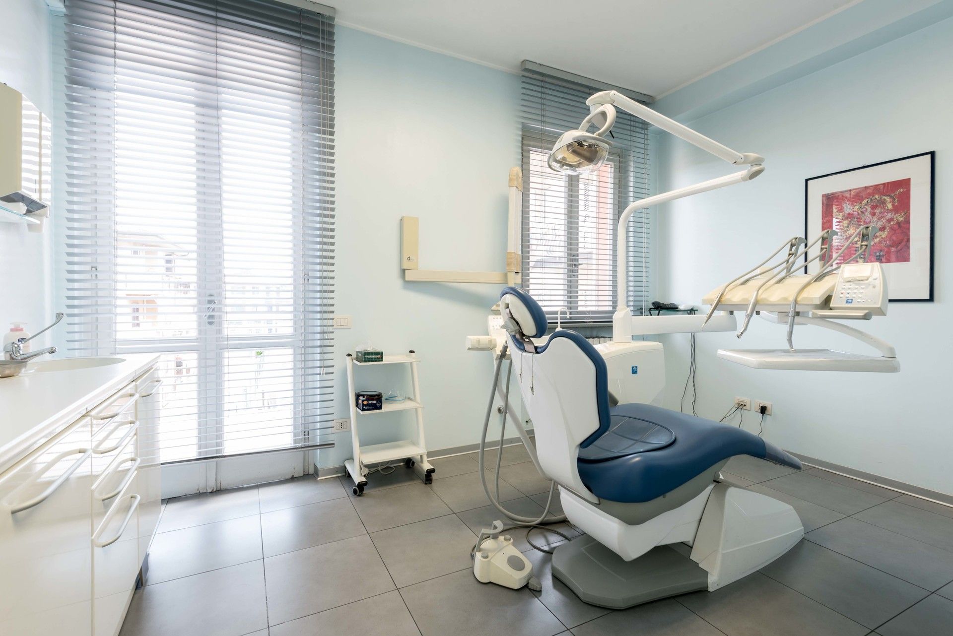 sala interna dello studio dentistico per chirurgia dentale