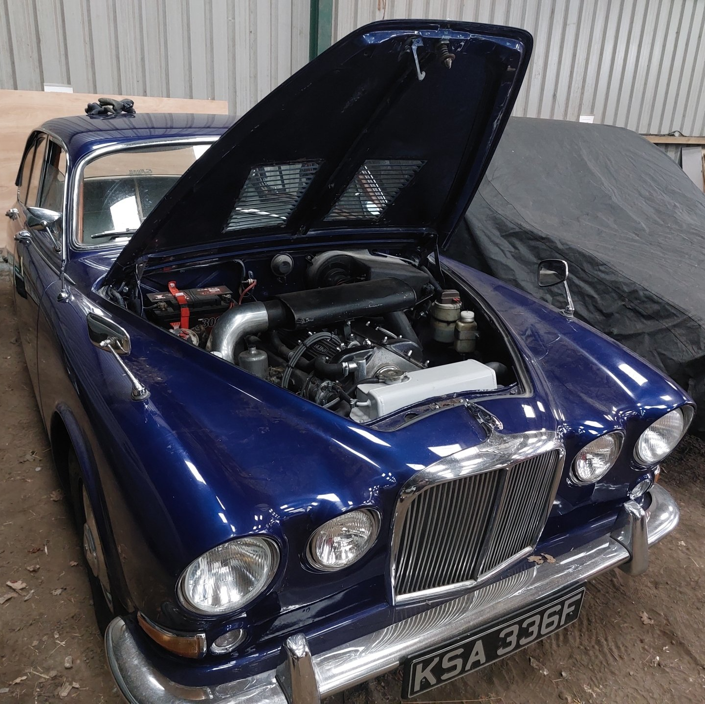 Tuning a Classic Jaguar by AG Classic Car Tuning
