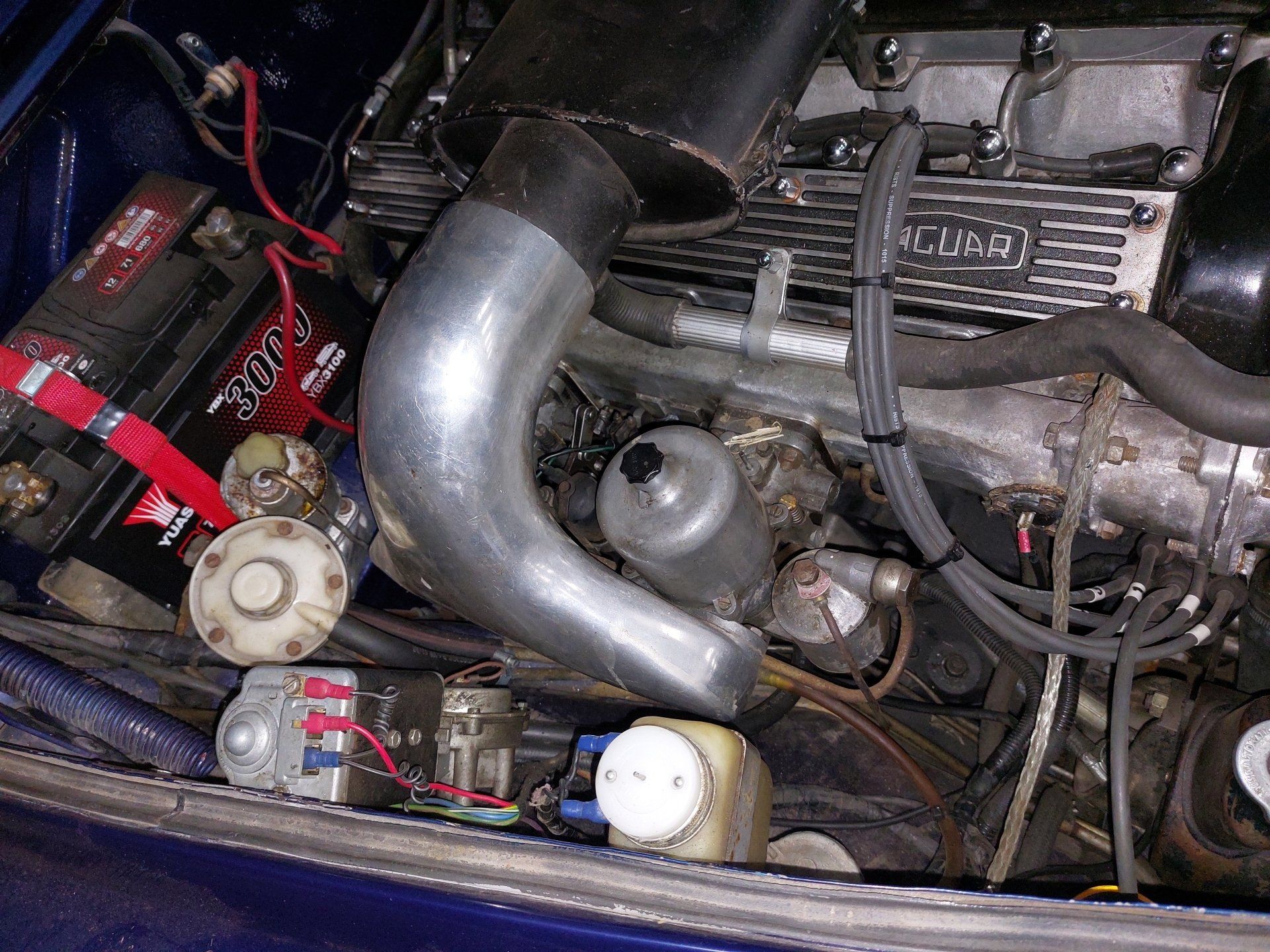 Tuning a Classic Jaguar by AG Classic Car Tuning