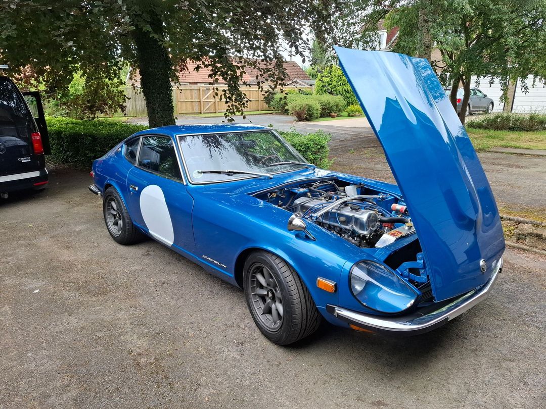 Classic Datsun 240Z (Hitachi SU's)