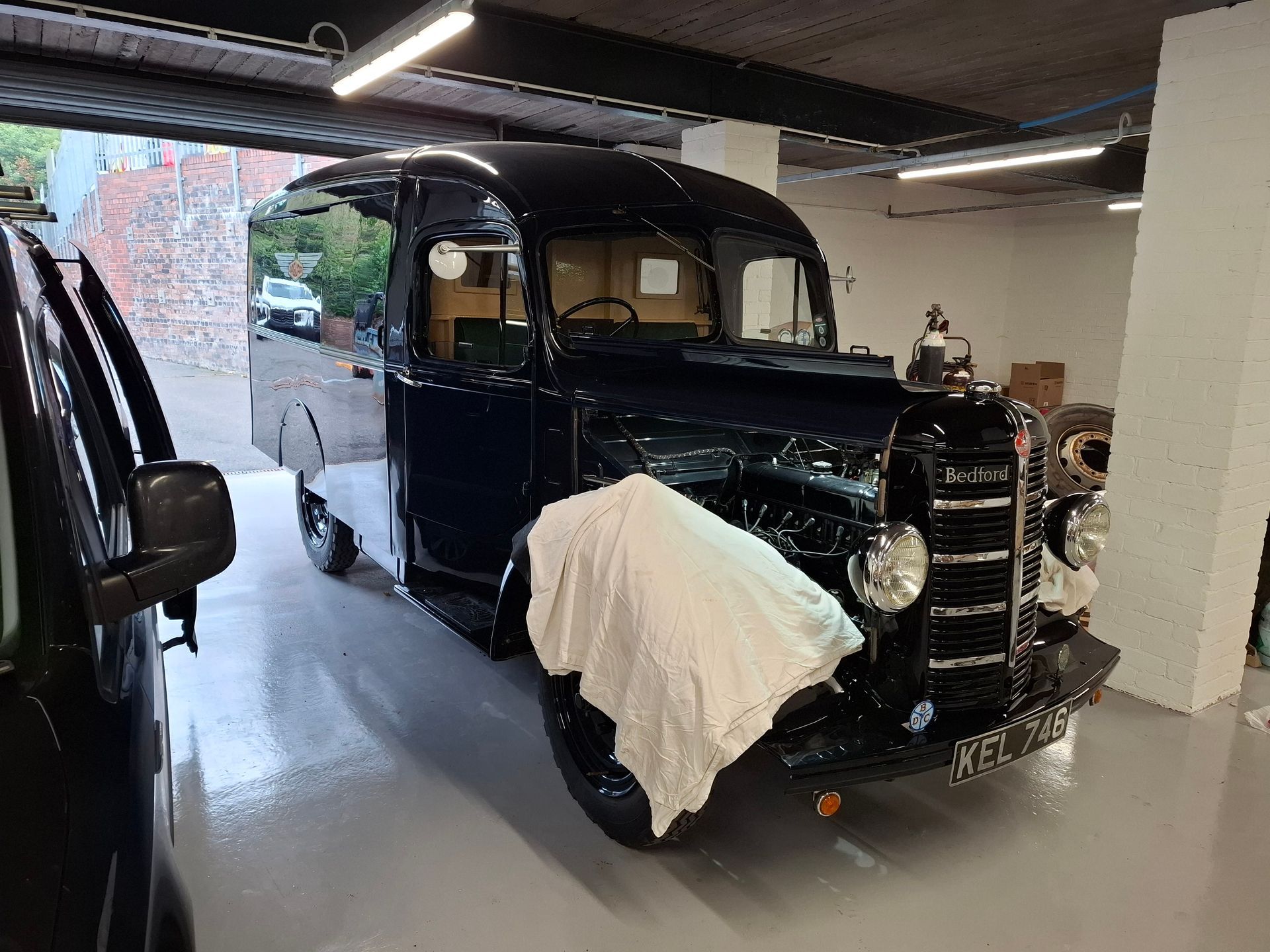 Bedford KV (3.5 Litre straight 6) - Tuning by AG Classic Car Tuning
