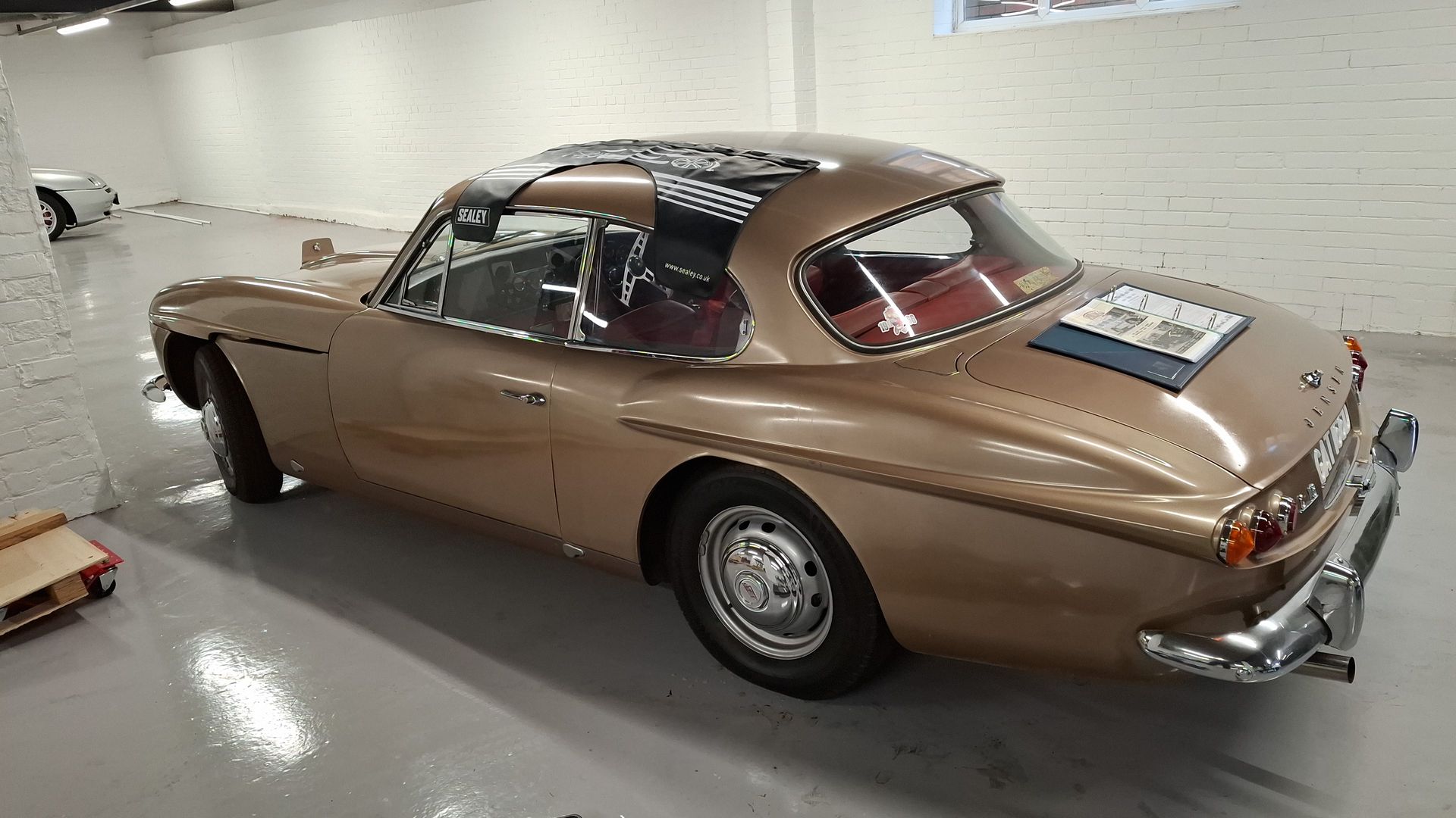 Jensen CV8 MK3 - Tuning by AG Classic Car Tuning