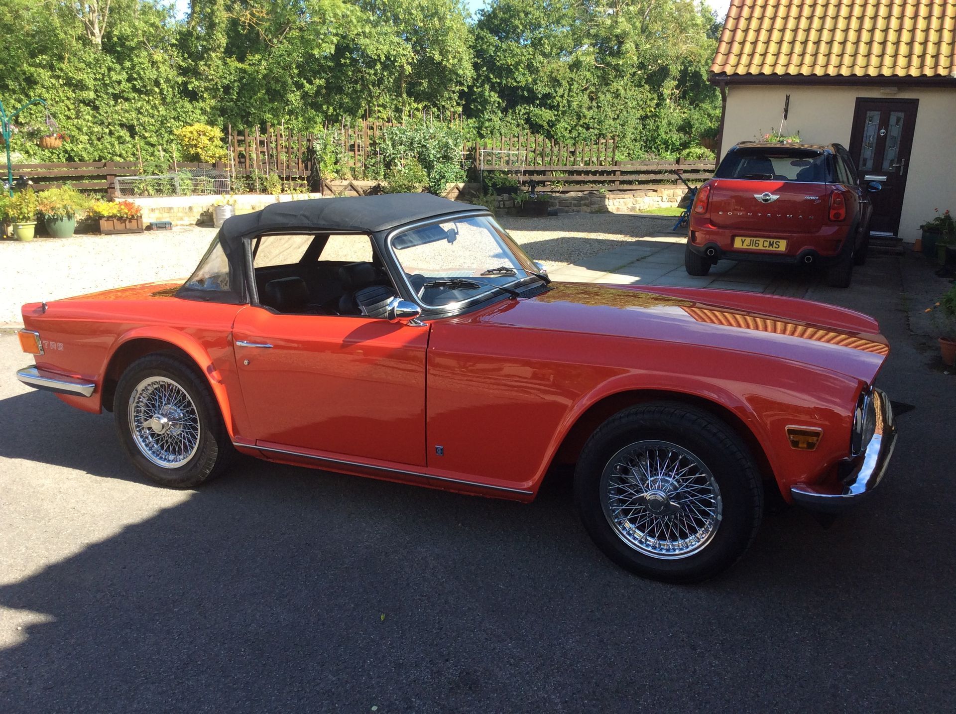 Triumph TR6 for sale - AG Classic Car Tuning