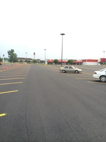 Completed Parking Lot for Shopping Center | Auburn, IN | H.E.V. Asphalt Paving Co.