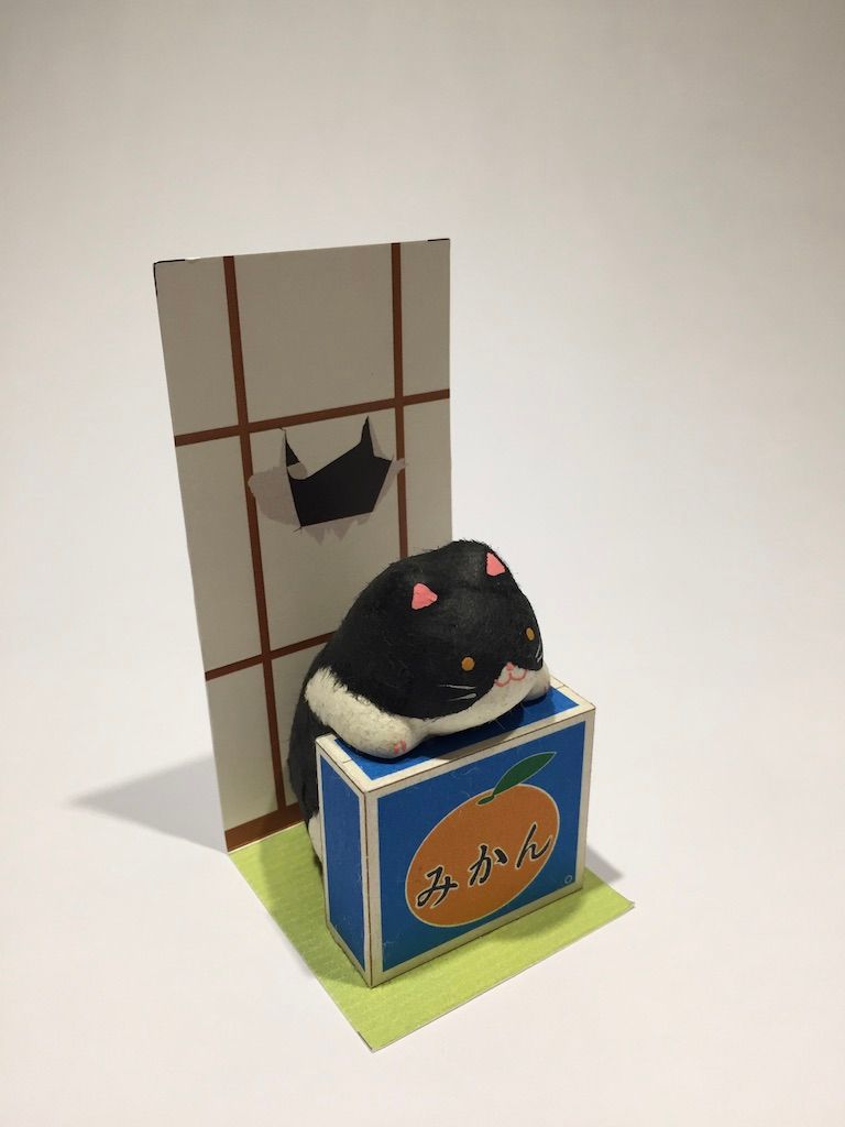 調皮貓(紙箱控的黑貓)-和紙吉祥物