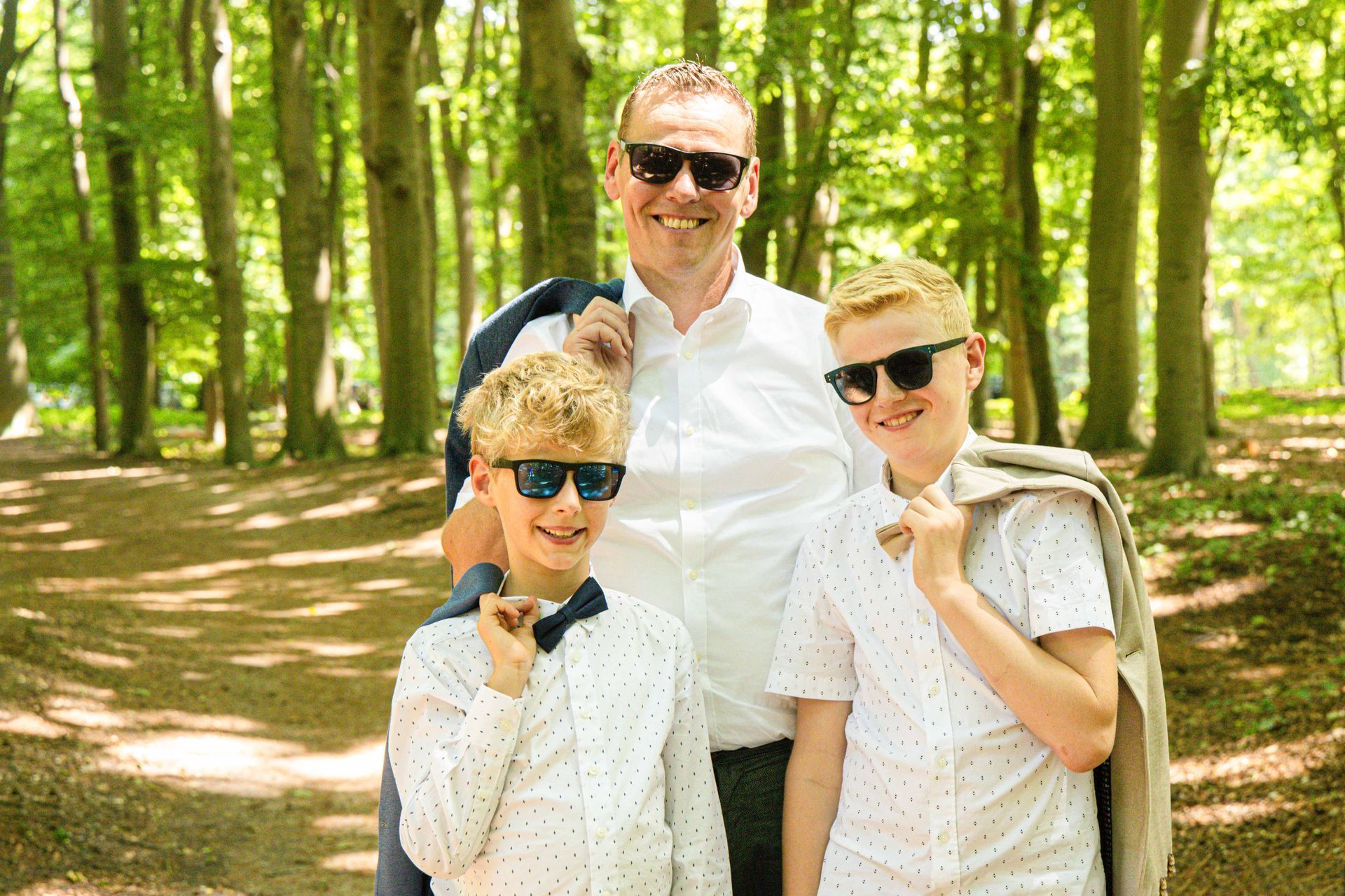 Trouwen met de leukste fotograaf op jullie huwelijk. Bruidsfotograaf Tiel en de Betuwe, maakt spontane trouwfoto's