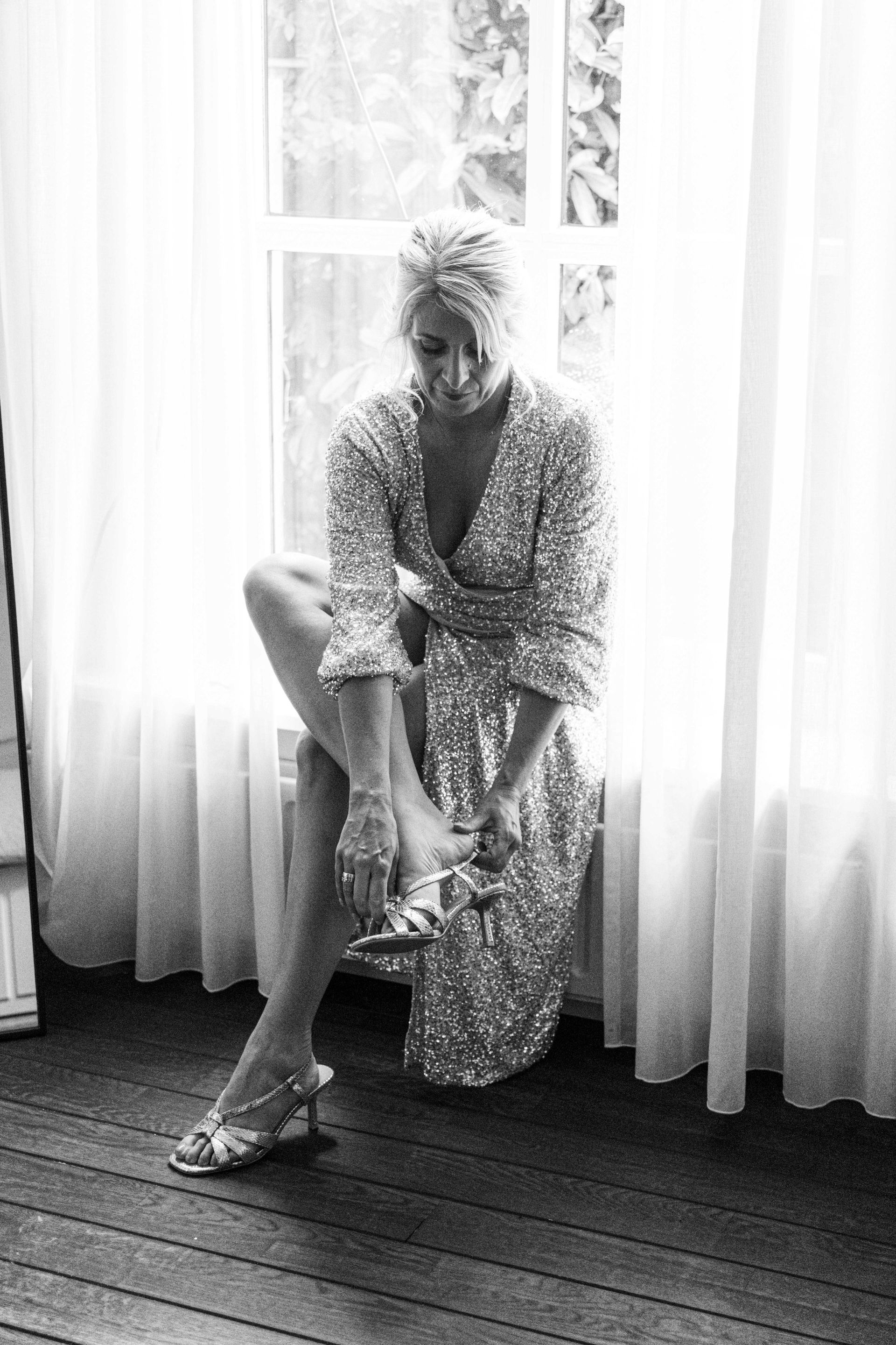 Trouwen met de leukste fotograaf op jullie huwelijk. Bruidsfotograaf Tiel en de Betuwe, maakt spontane trouwfoto's