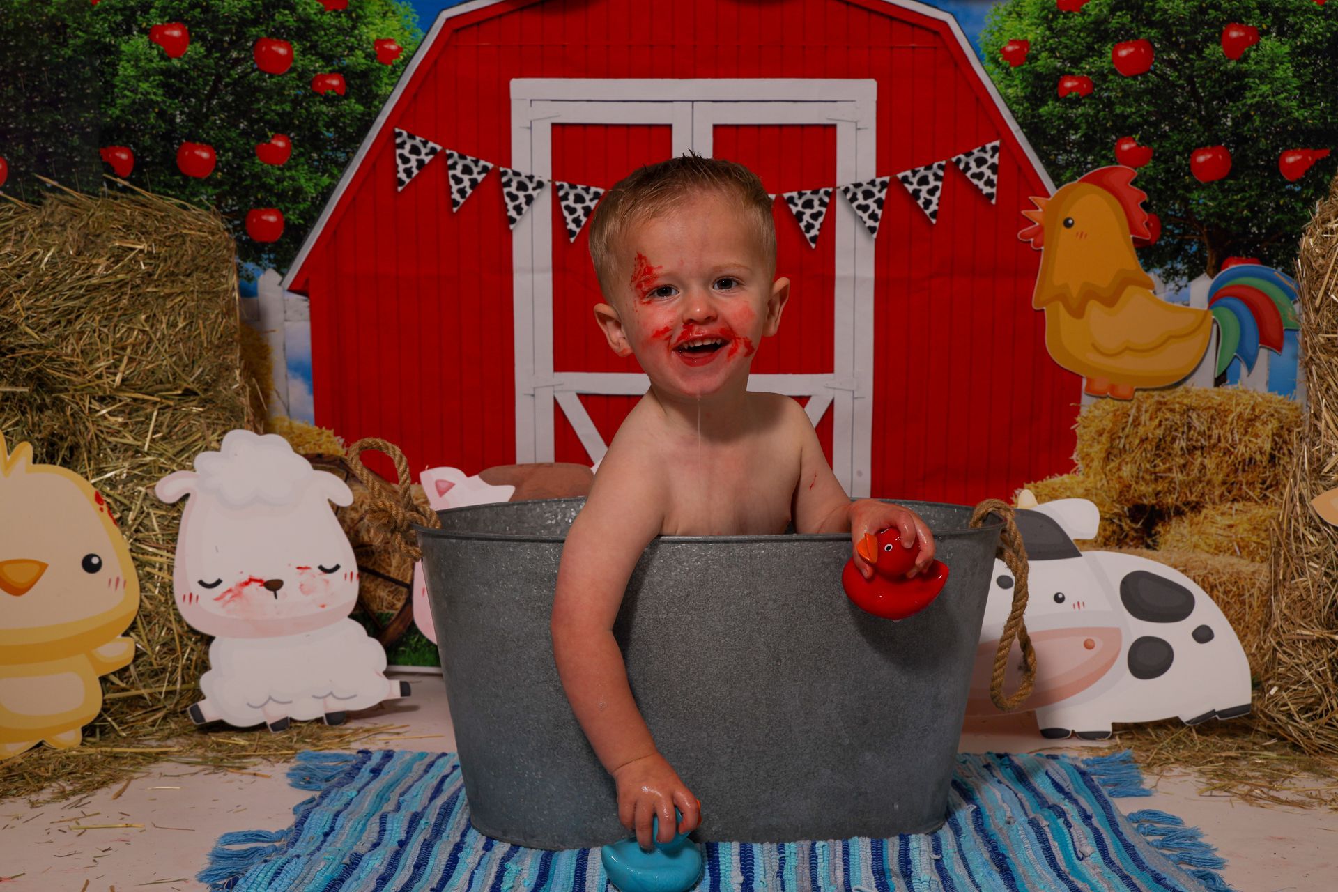 Cakesmash fotoshoot, 1 jaar foto, koekiemonster, spaghetti, nutella, bloemen, roze, blauw, peaky blinders, jungle
