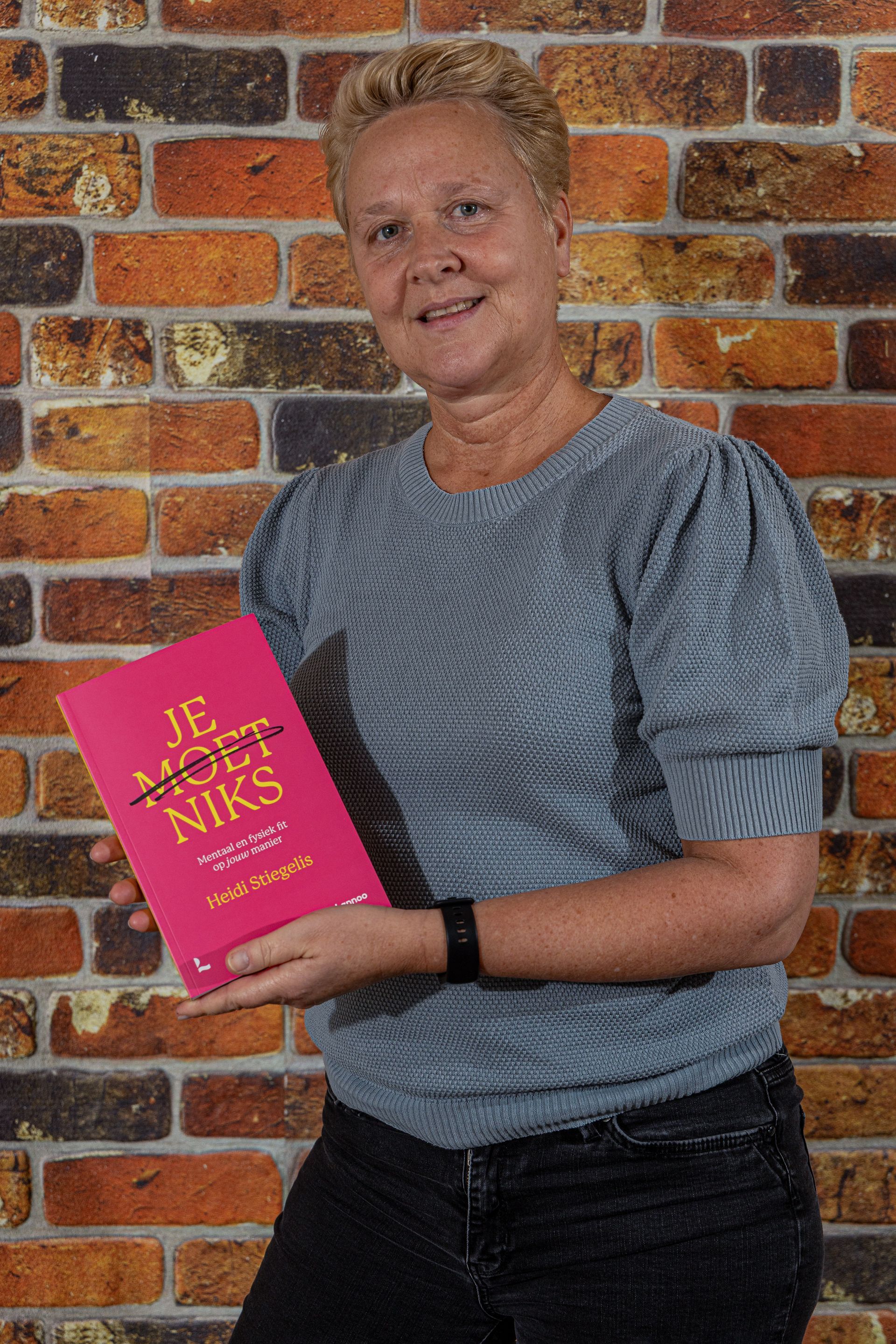 zakelijk portret, social media, online foto gebruiken, branding, bedrijfsfoto, profielfoto, Lisenka Pauw Fotografie