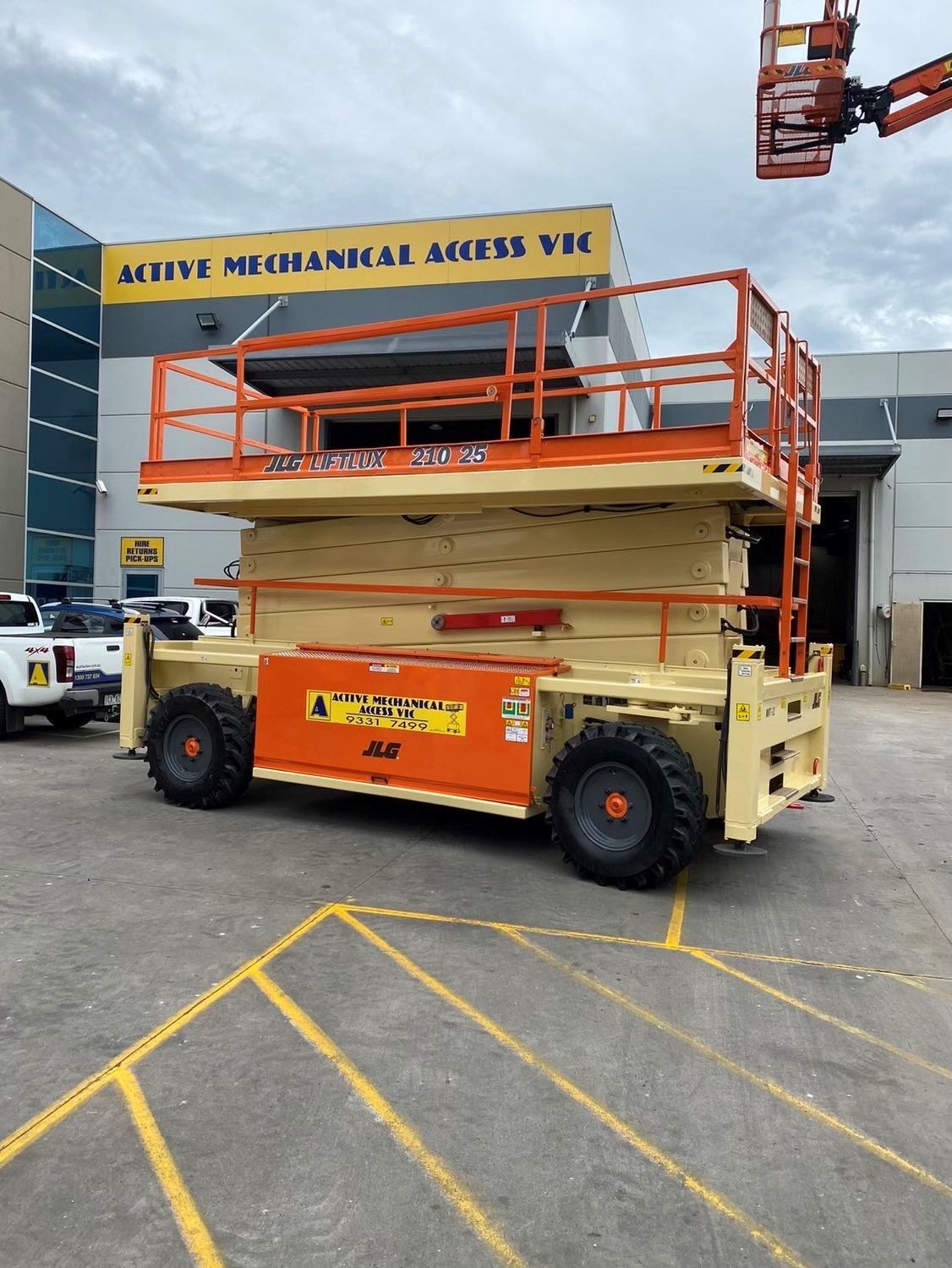 Diesel 67-Foot Heavyweight Scissor Lift | Melbourne, Vic