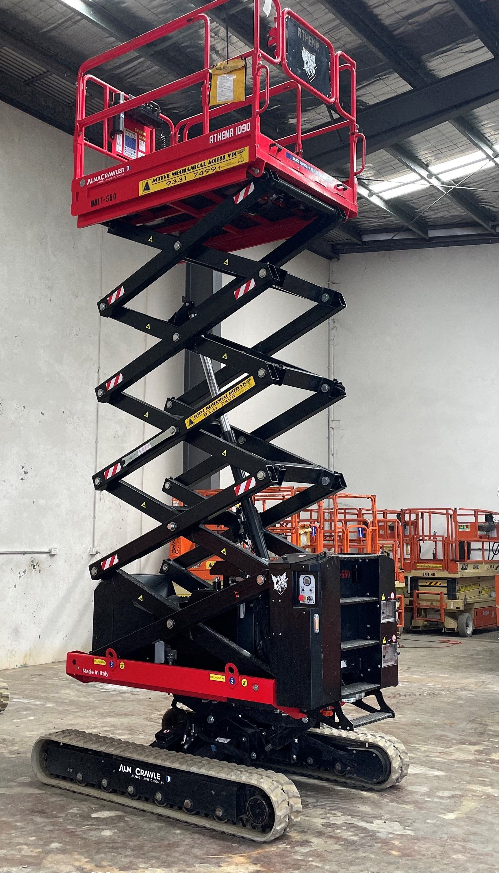 Crawler Scissor Lift | Melbourne, Vic