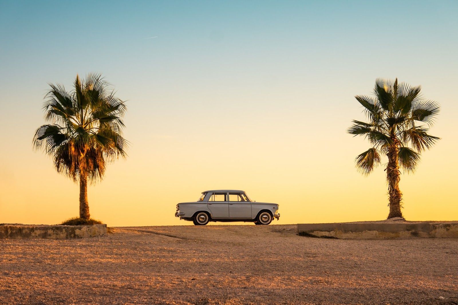 Car in Desert | Autotrend Auto Repair