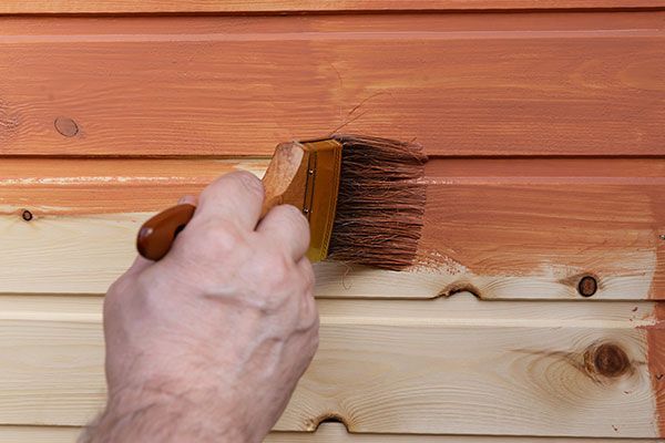 Lauko ir vidaus dailylenčių dažymas