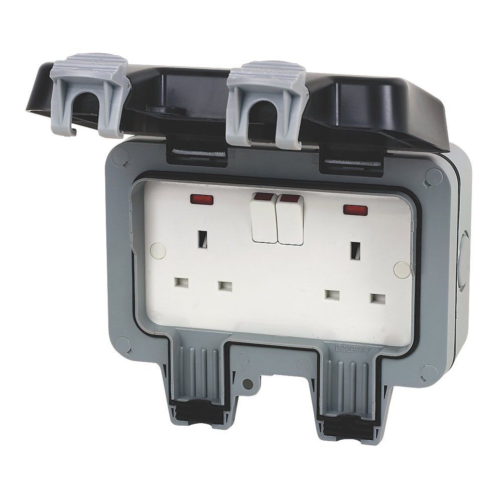 External S Socket Aberdeen Electricians External Sockets