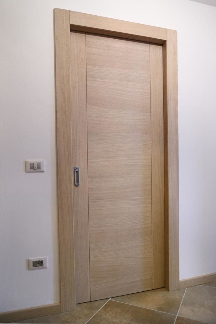 porta da interno legno chiaro